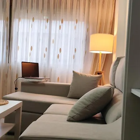 Piso De Alba アパート チャンターダ